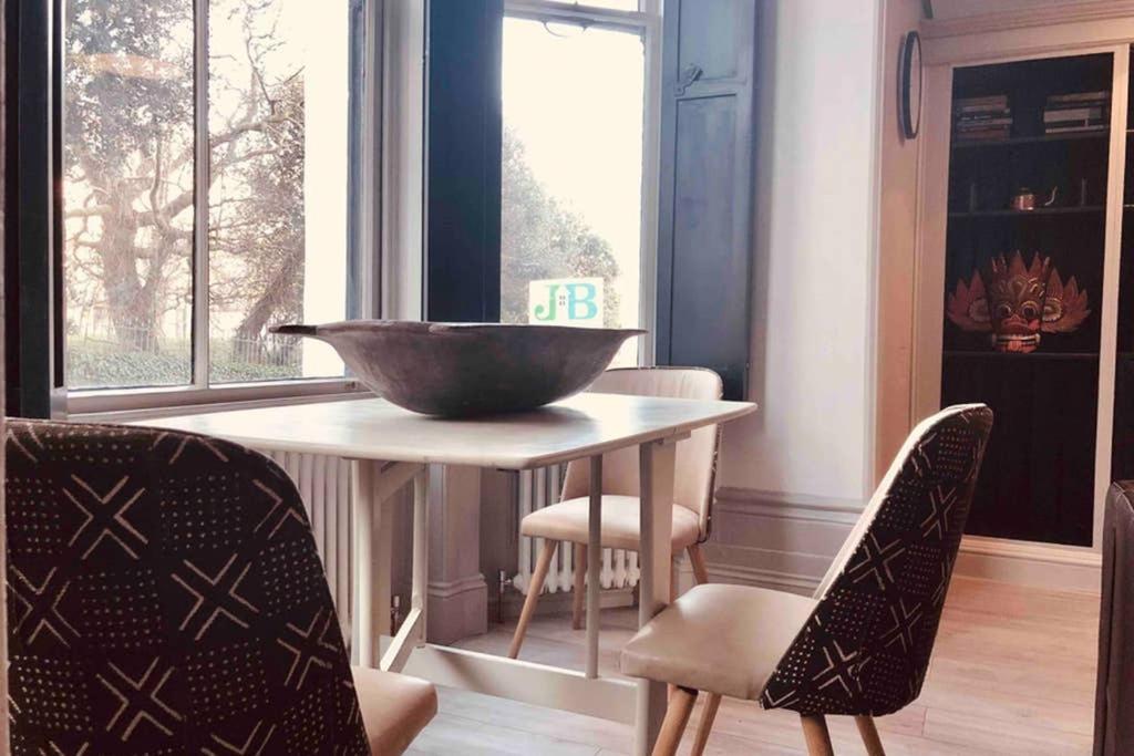 Seaside Escape - Gorgeous 2 Bed Apartment In St-Leonards-On-Sea Hastings Exteriér fotografie